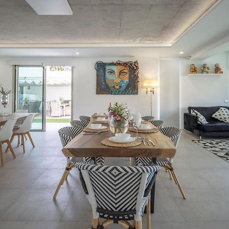 Elegante Y Moderna Villa Miami Адехе Екстериор снимка