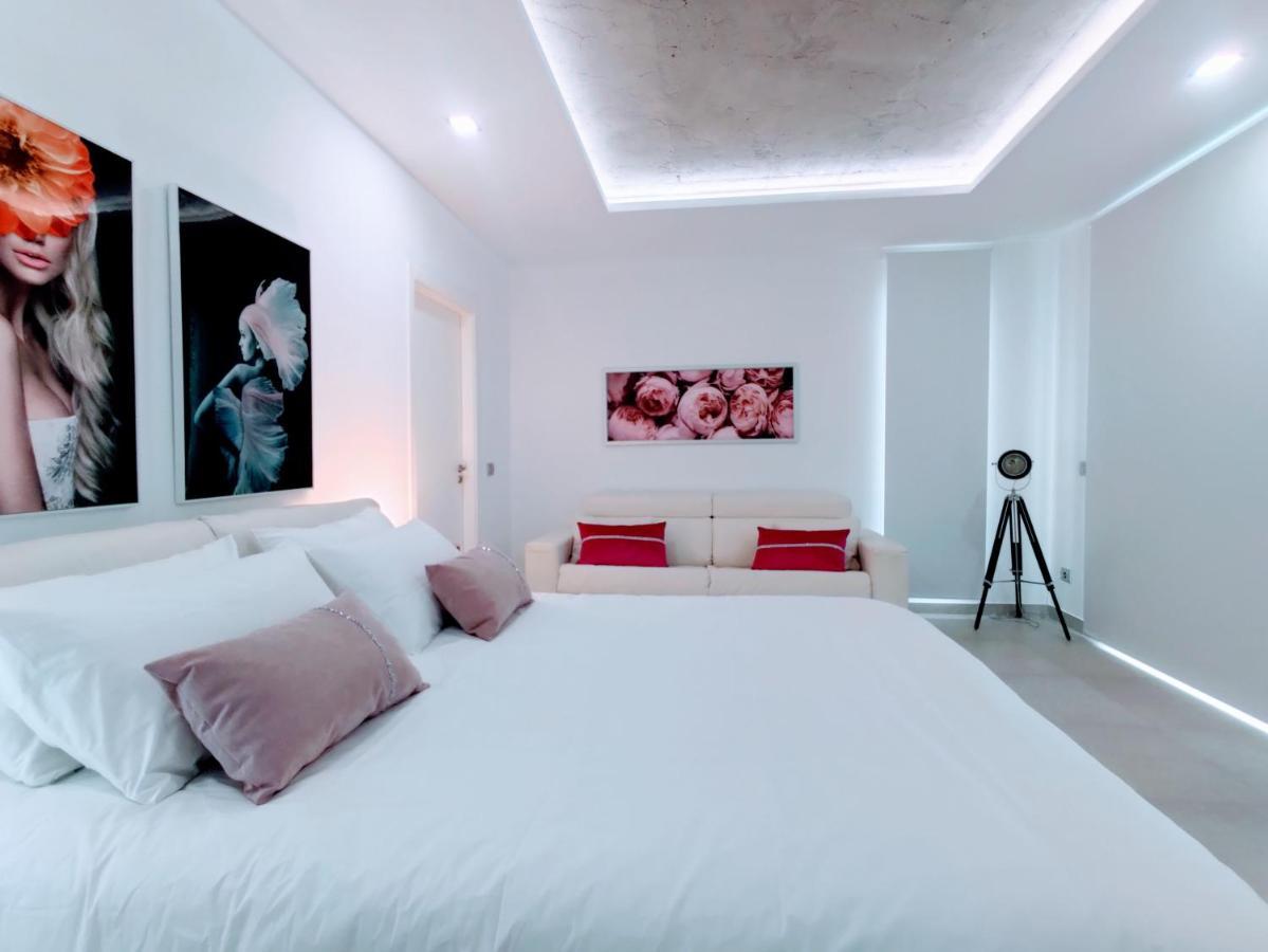 Elegante Y Moderna Villa Miami Адехе Екстериор снимка