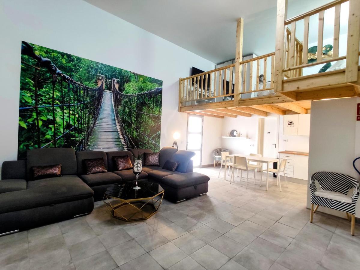 Elegante Y Moderna Villa Miami Адехе Екстериор снимка