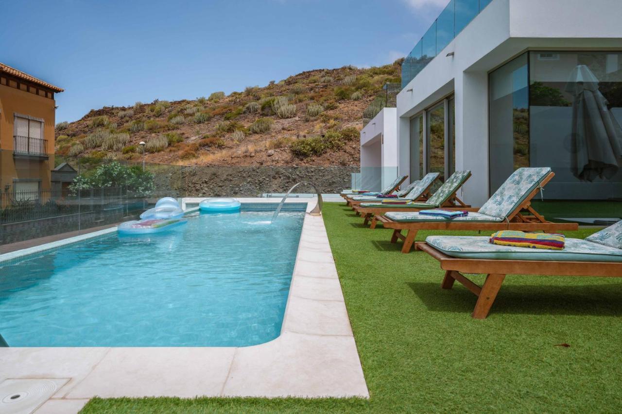 Elegante Y Moderna Villa Miami Адехе Екстериор снимка