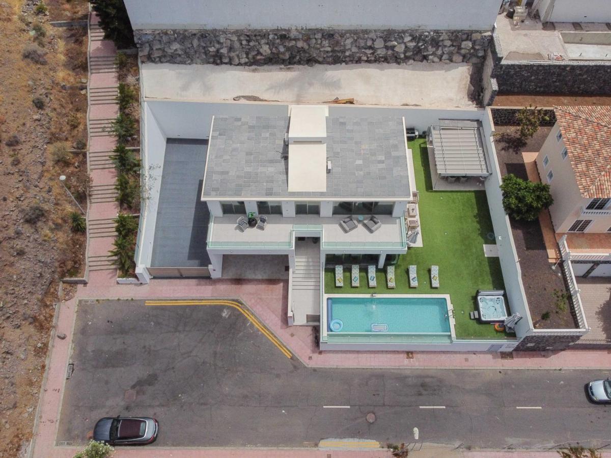 Elegante Y Moderna Villa Miami Адехе Екстериор снимка