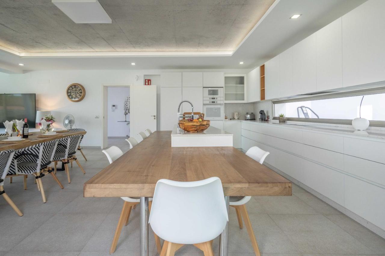 Elegante Y Moderna Villa Miami Адехе Екстериор снимка