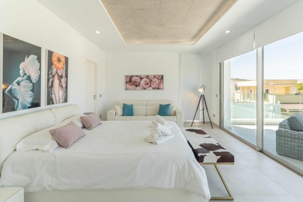 Elegante Y Moderna Villa Miami Адехе Екстериор снимка