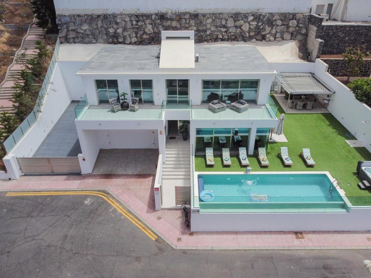 Elegante Y Moderna Villa Miami Адехе Екстериор снимка