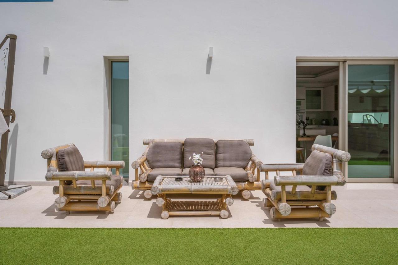 Elegante Y Moderna Villa Miami Адехе Екстериор снимка